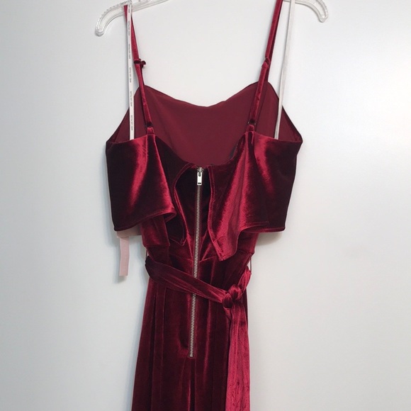 🆕 Velvet Ruffle Cropped Jumpsuit💋 - Picture 8 of 10